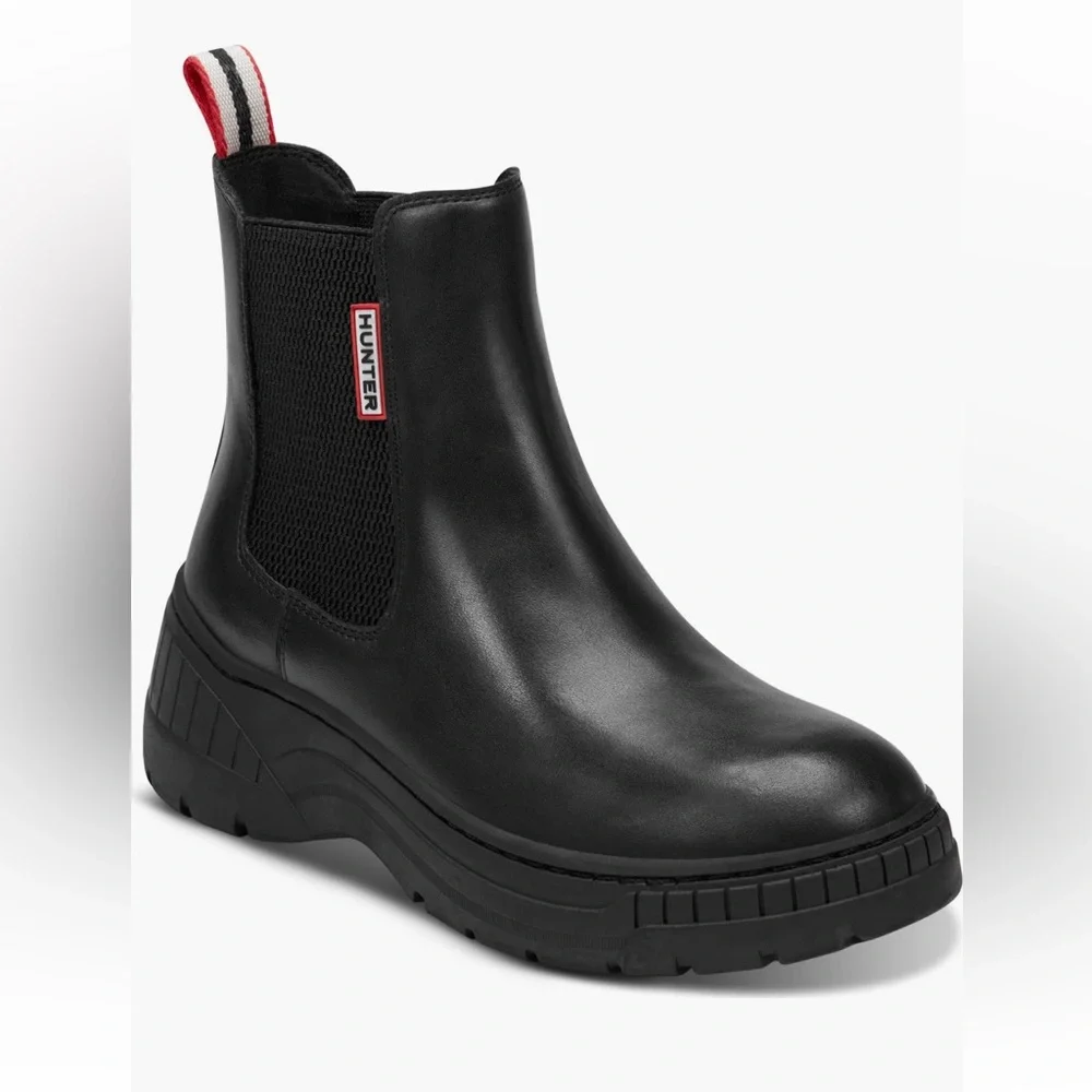 Hunter Women’s Neveah Slip-On Waterproof Chelsea Booties - worn once! - Picture 2 of 8